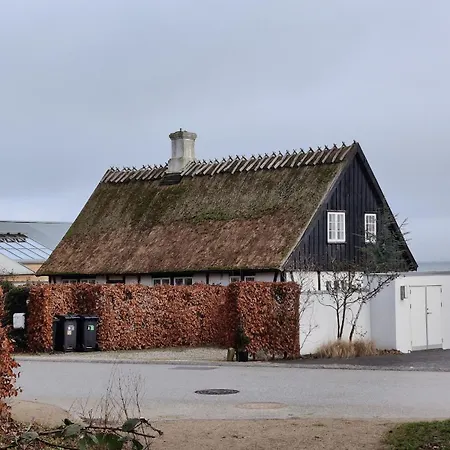 Beachhouse Villa Humlebaek